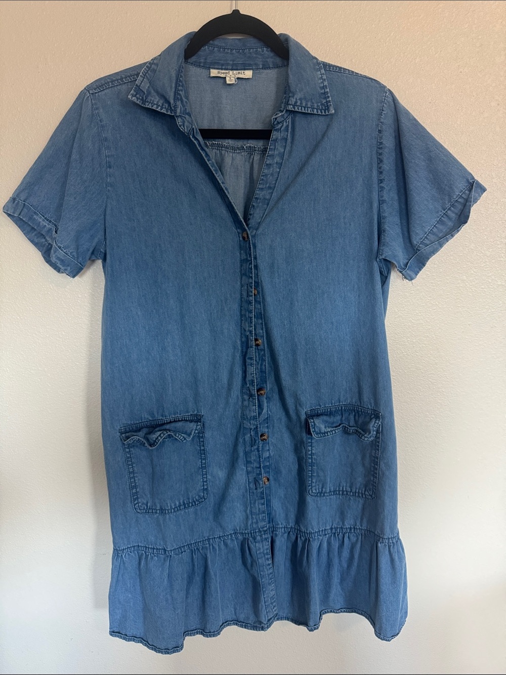 Denim Button-Front Short Sleeve Dress - Blue